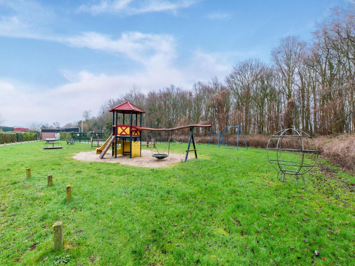 Endearing Holiday Home In Noordwijkerhout With Garden Bbq Ngoại thất bức ảnh